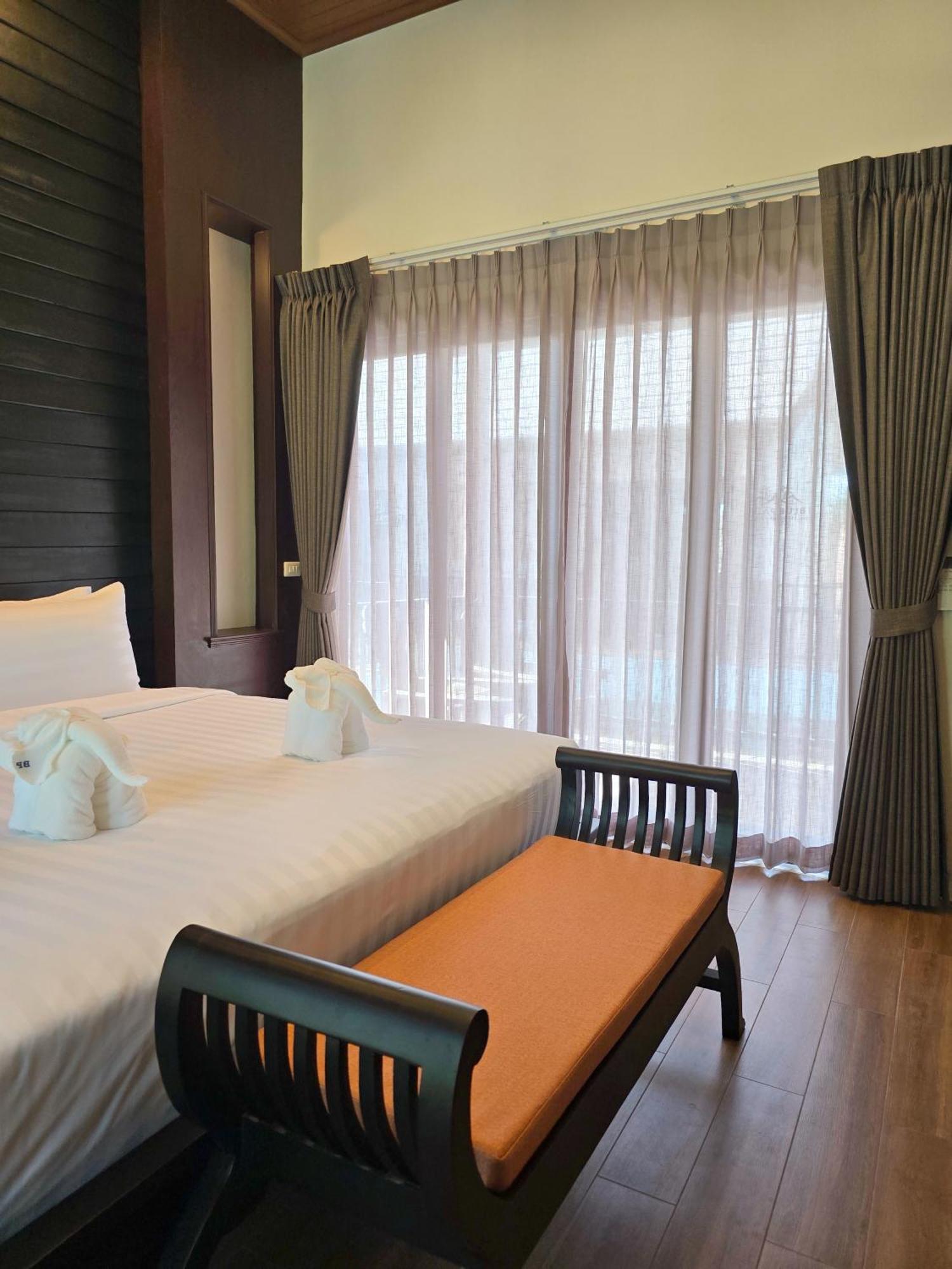 Blue Palm Residence Kata Bagian luar foto
