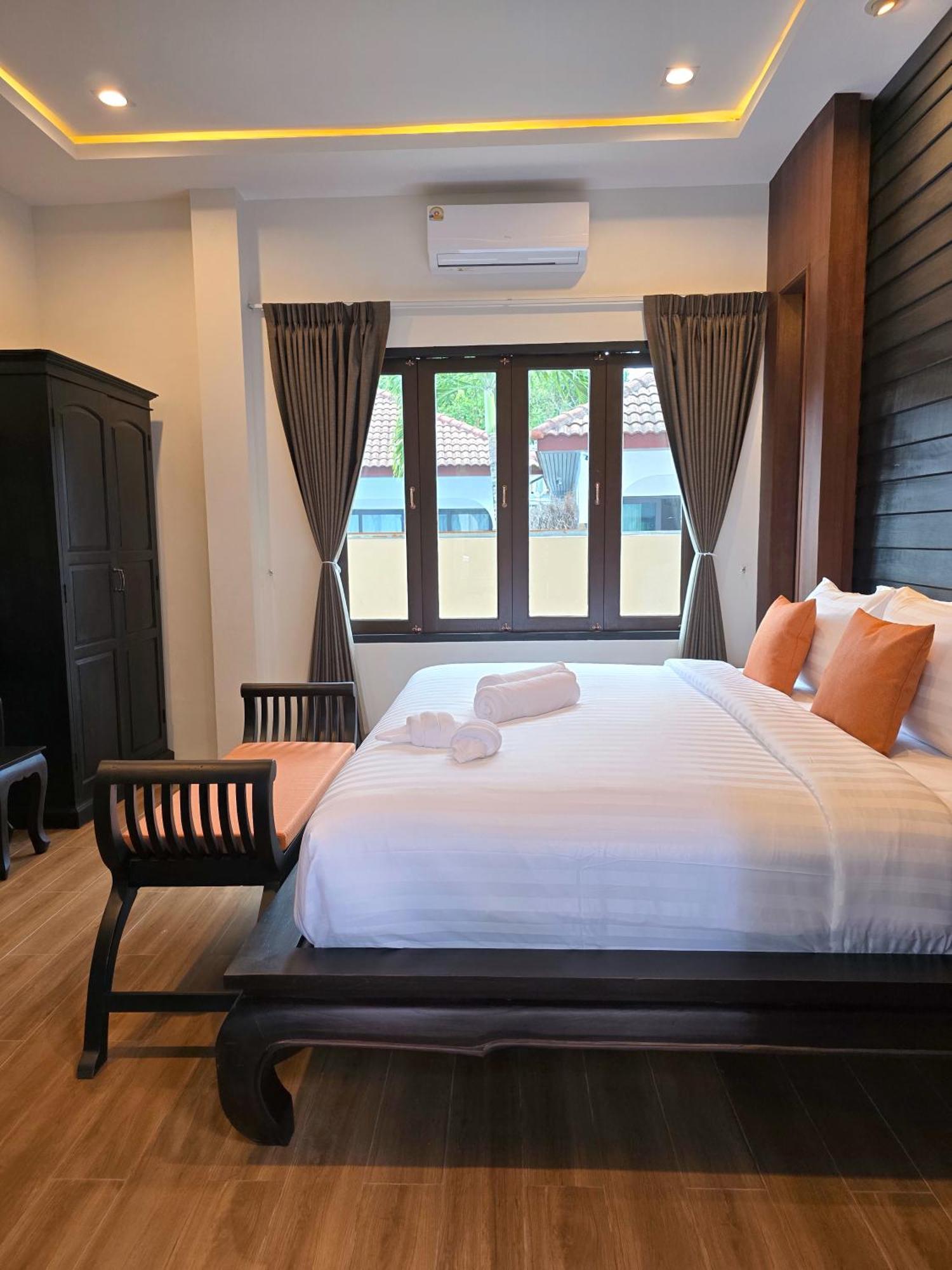 Blue Palm Residence Kata Bagian luar foto